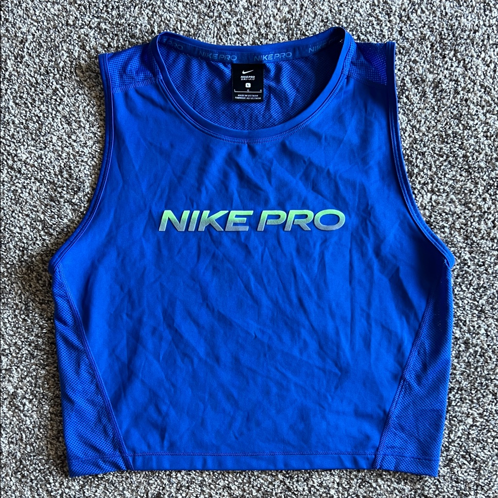 Nike Nike Pro Cropped Tank Nike Nike Pro Cropped Tank